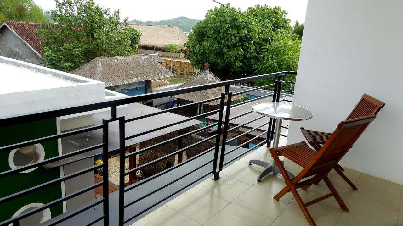 Wave House Gerupuk South Lombok Bed and Breakfast Praya Εξωτερικό φωτογραφία